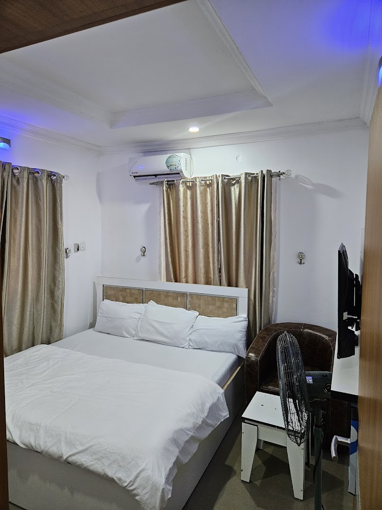 Double Crown Hotel and Event Centre photo 3